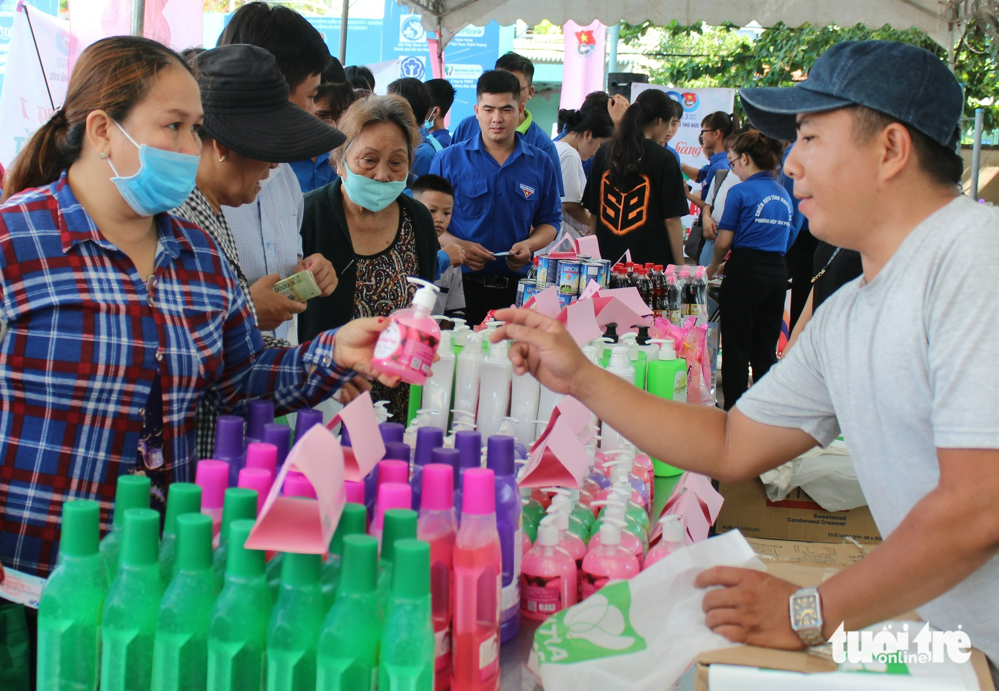 chăm lo Tết - Ảnh 2.