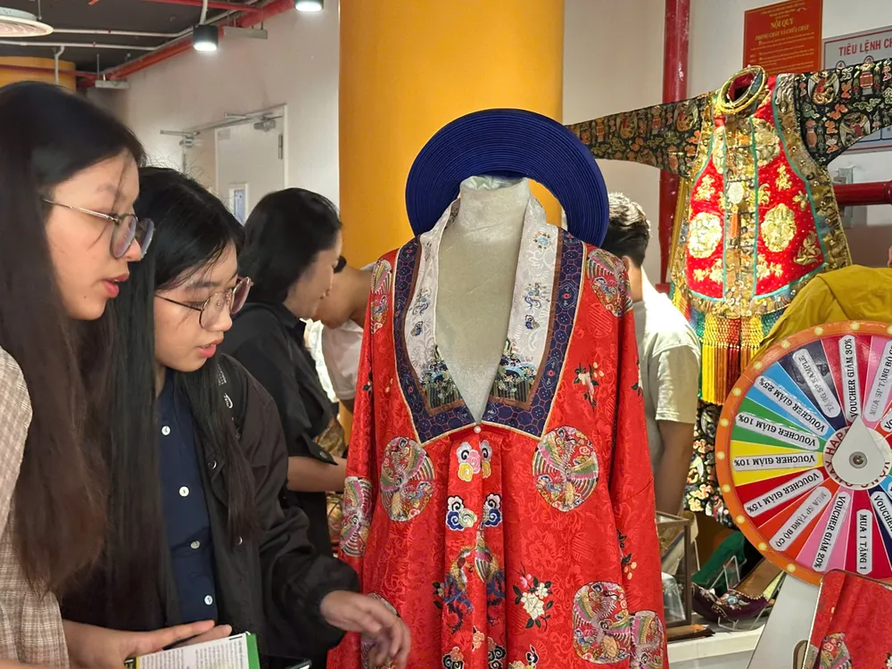 CÔNG NGHIỆP VĂN HÓA