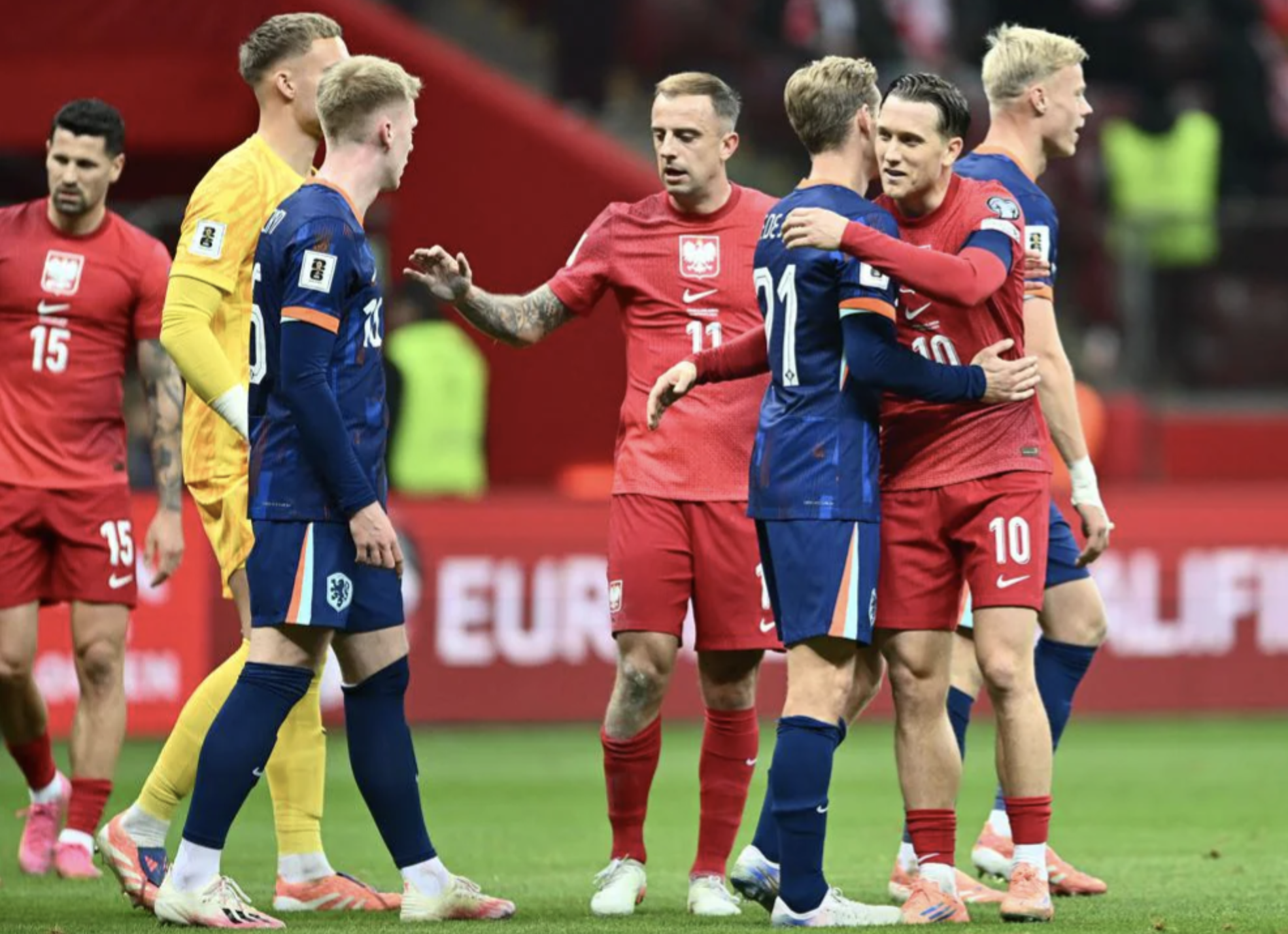 1763168744 820 Loc da cam Ha Lan cham tay ve World Cup