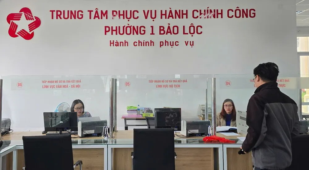 trung-tam-dich-vu-tong-hop (2).jpg