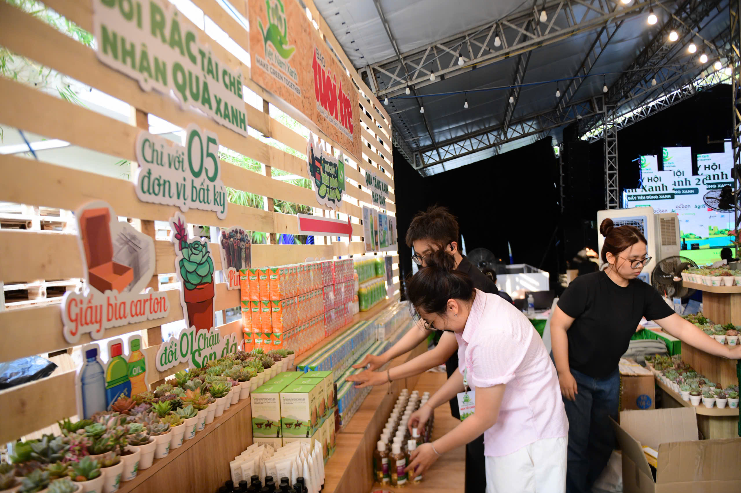 Ngày hội Việt Nam Xanh 2025 sôi động trước giờ G 3 Việt Nam Xanh - Ảnh 3.