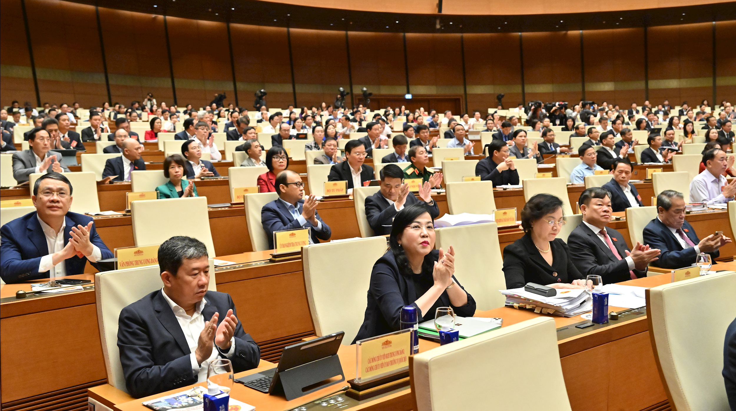 Tổng Bí thư Tô Lâm chỉ đạo Hội nghị bầu cử Quốc hội khóa XVI và HĐND các cấp - Ảnh 3.