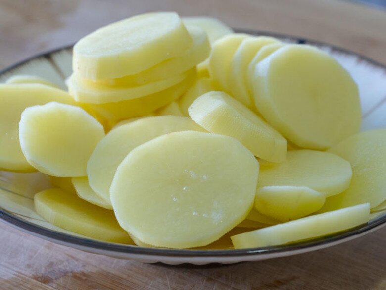 Củ này rẻ hơn khoai sọ bổ hơn khoai lang, ăn vào giải độc thanh nhiệt, chế biến thành nhiều món ngon lạ 3 Củ này rẻ hơn khoai sọ bổ hơn khoai lang, ăn vào giải độc thanh nhiệt, chế biến thành nhiều món ngon lạ - 3