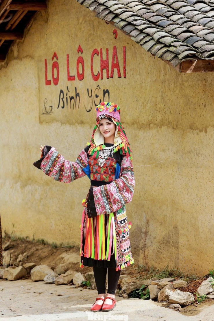 Đường kẹt cứng, khách sạn 'cháy' phòng mùa hoa tam giác mạch - 7