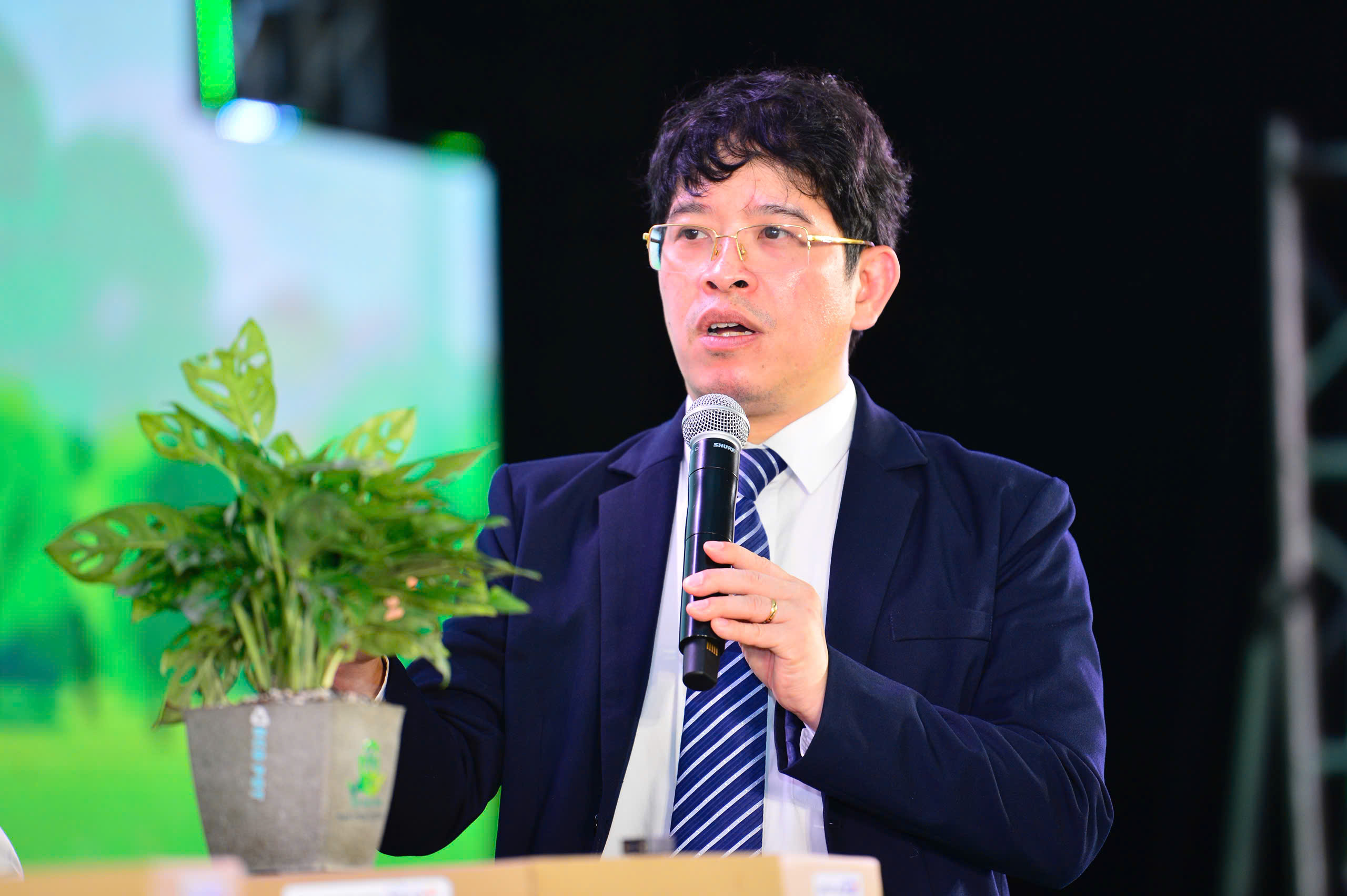 Người tiêu dùng  - Ảnh 2.