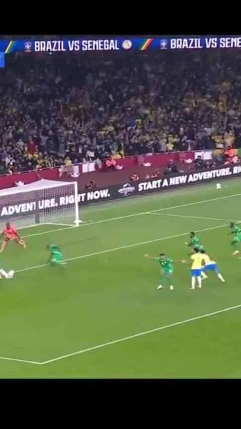 Casemiro ấn định tỷ số trận Brazil - Senegal
