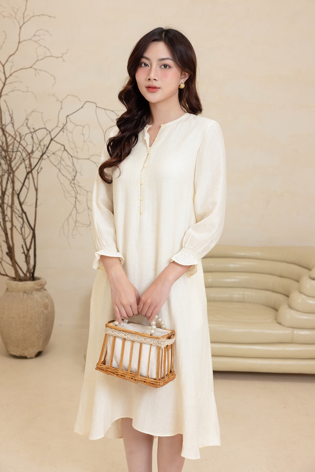 Nhẹ như mây trong từng bước đi với đầm linen- Ảnh 3.