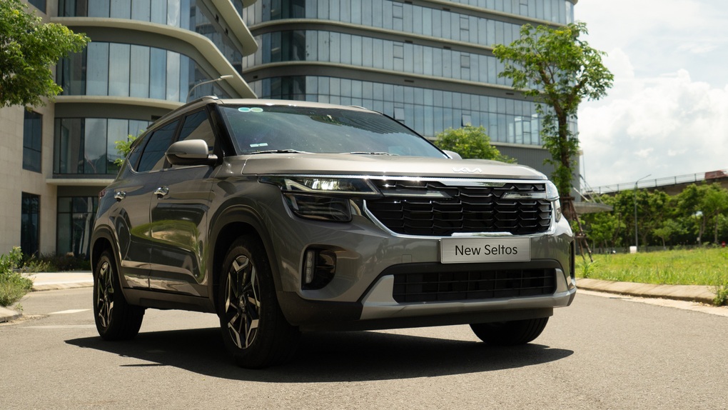 Tháng 11, Kia ưu đãi lớn nhất trong năm cho New Carnival, New Sonet, New Seltos, Carens - 4