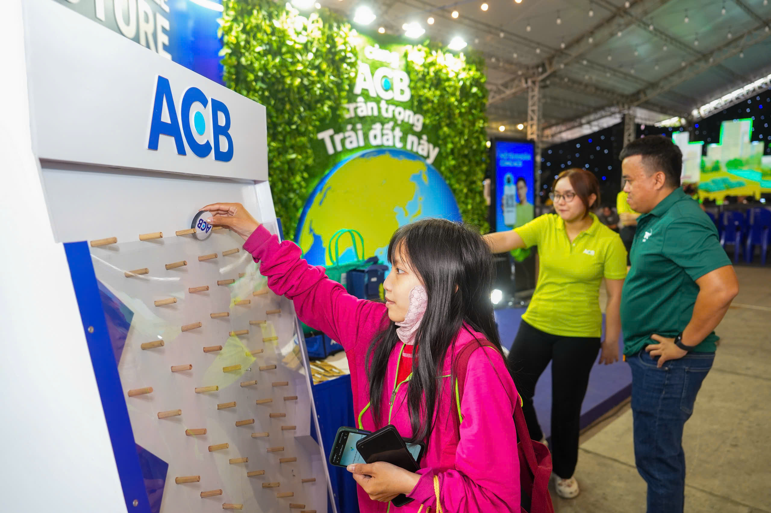 Hàng chục ngàn lượt khách ‘phủ xanh’ ngày hội Việt Nam Xanh - Ảnh 5.