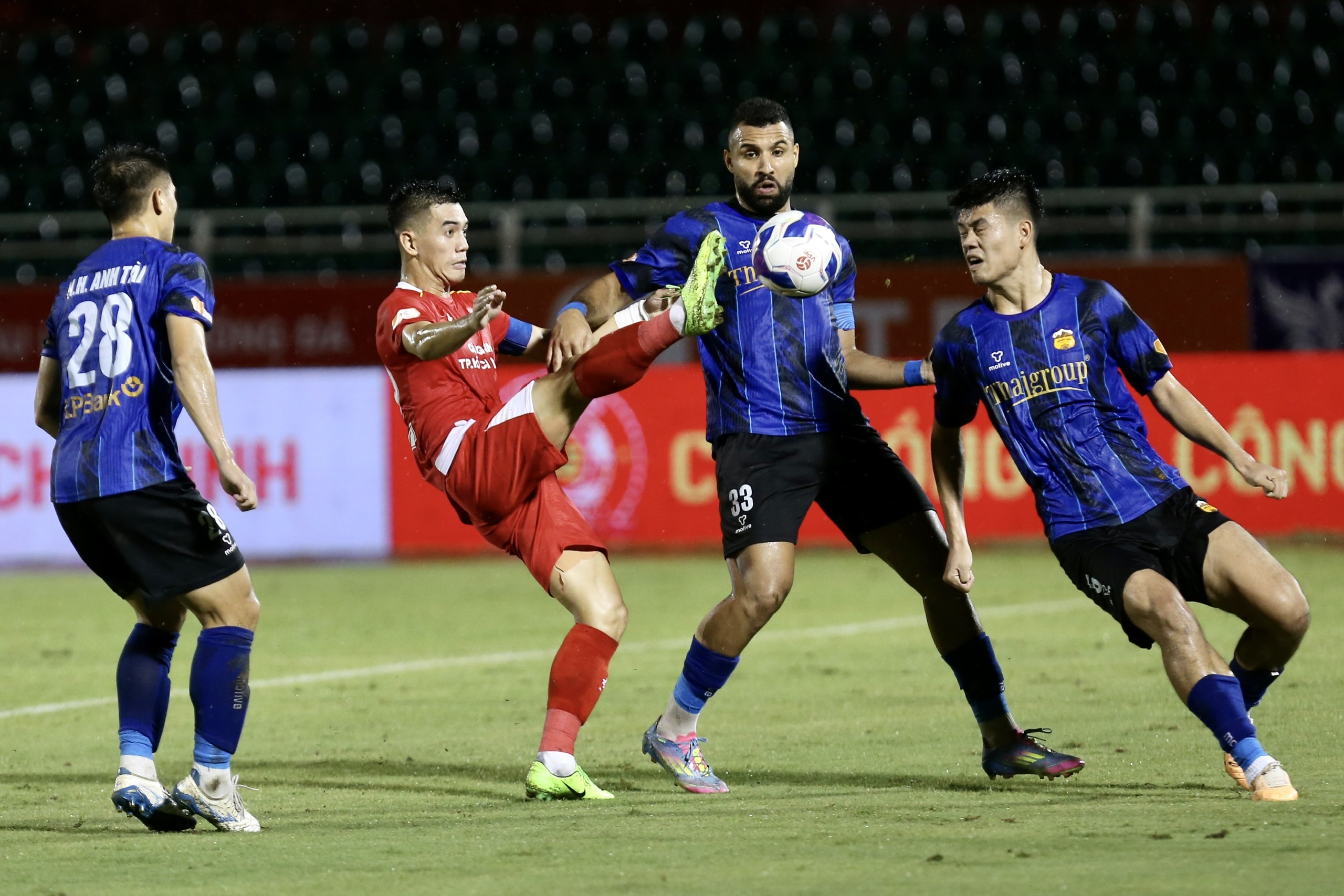 Trung vệ HAGL cao 1,95 m sẵn sàng cùng U.23 Việt Nam đánh bại U.23 Hàn Quốc- Ảnh 4.