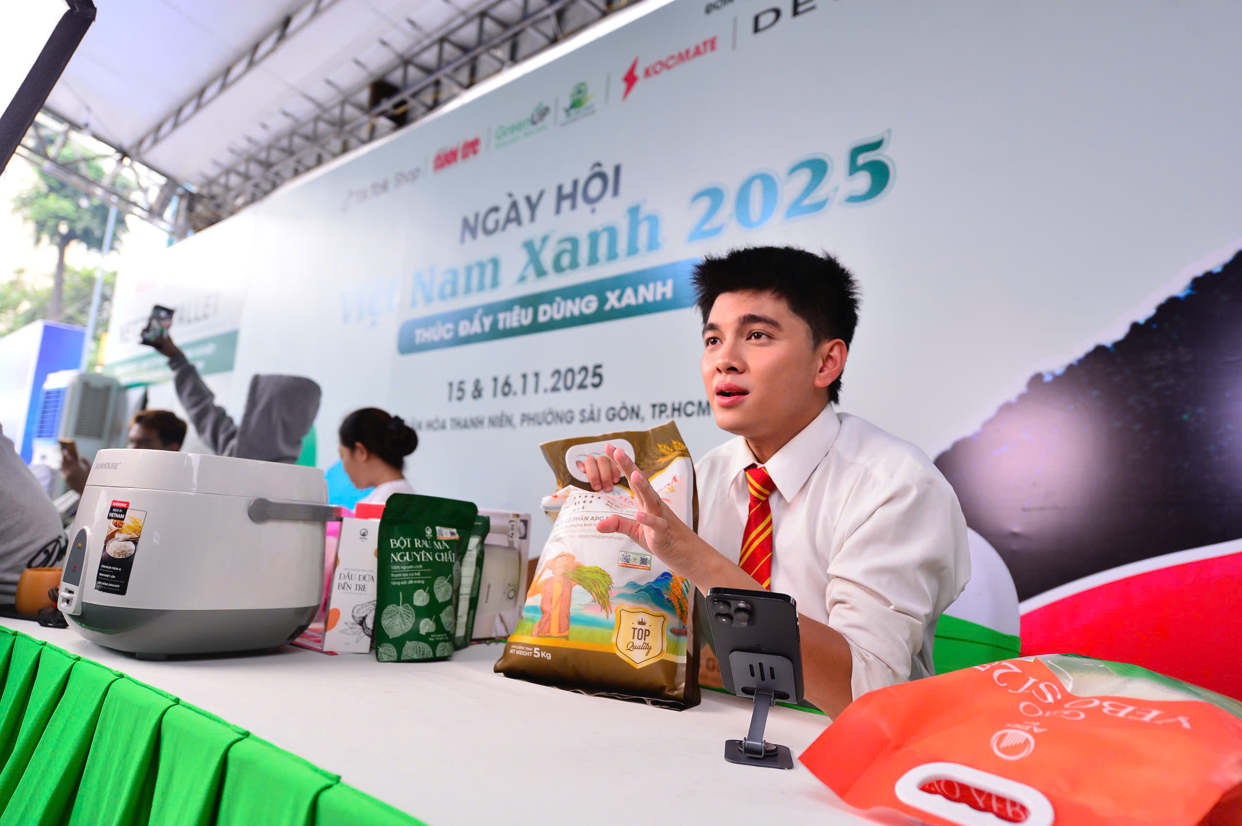 Xem livestream mua sản phẩm xanh, thân thiện môi trường - Ảnh 2.