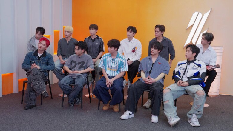 "Tân binh toàn năng" tập 7: Thái Lê Minh Hiếu chạnh lòng khi bị vũ công thay thế, Soobin xúc động vì học trò 4 Các thực tập sinh gặp áp lực không nhỏ khi có 3 đồng đội bị “đóng băng”.