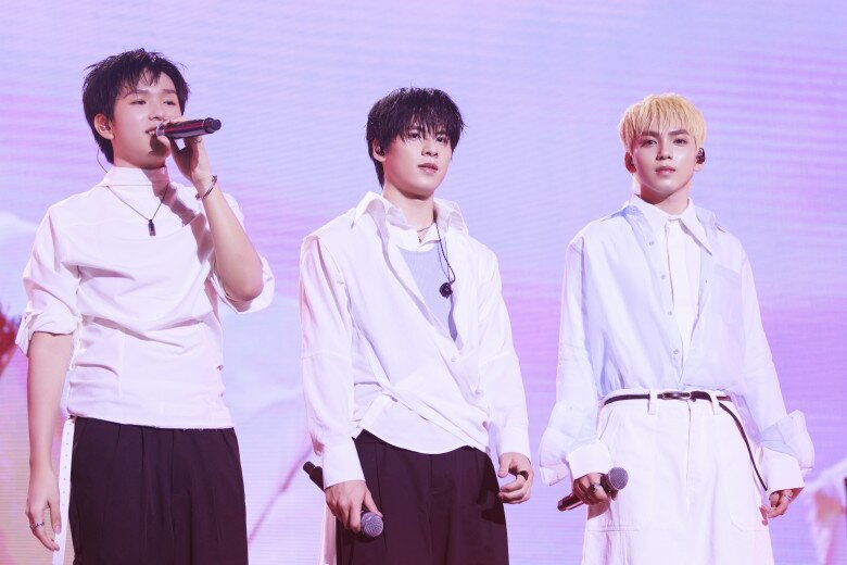 "Tân binh toàn năng" tập 7: Thái Lê Minh Hiếu chạnh lòng khi bị vũ công thay thế, Soobin xúc động vì học trò 8 3 học trò của Soobin được khen ngợi có màn bứt phá tốt qua từng phần thi.