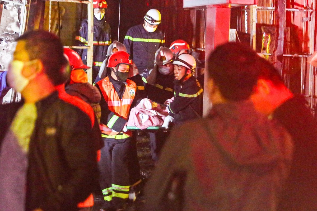 Toàn cảnh vụ đốt quán cà phê ở Hà Nội làm 11 người tử vong: Thái độ nhởn nhơ, “máu lạnh” của Cao Văn Hùng khiến dư luận bàng hoàng- Ảnh 2.