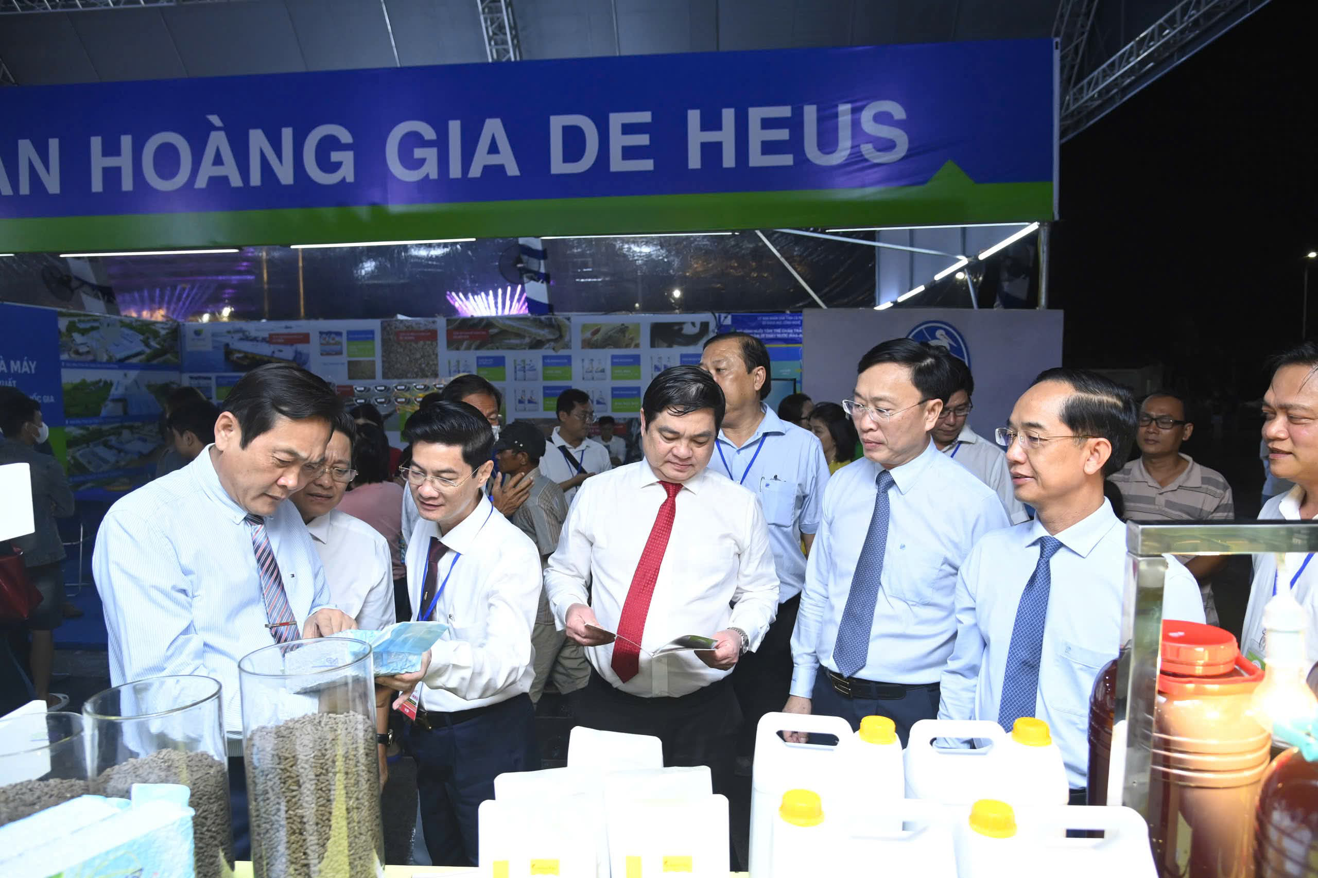 Ngày hội cua Cà Mau 2025: Đưa 'hương rừng - vị biển' thành thương hiệu quốc gia- Ảnh 4.