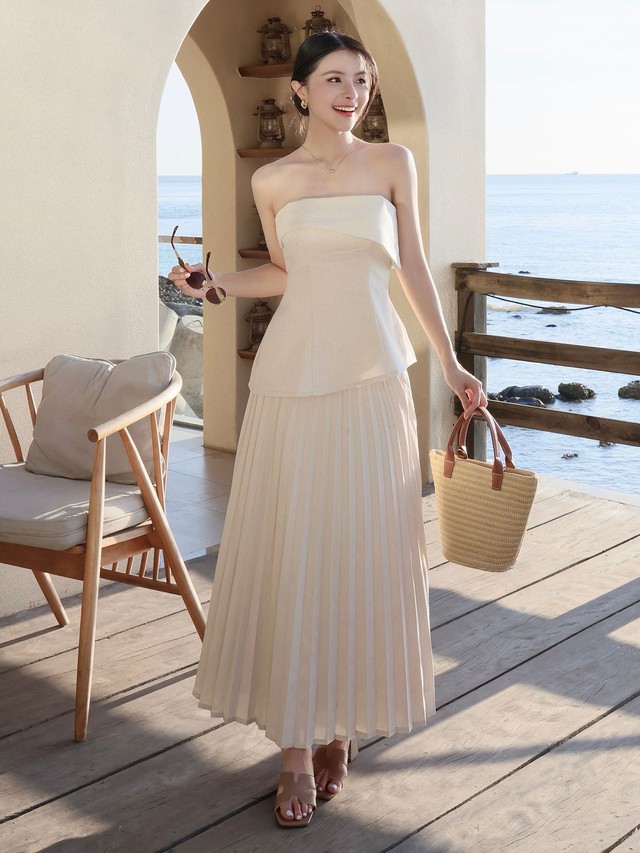 Rạng ngời khí chất với chân váy xếp ly- Ảnh 4.
