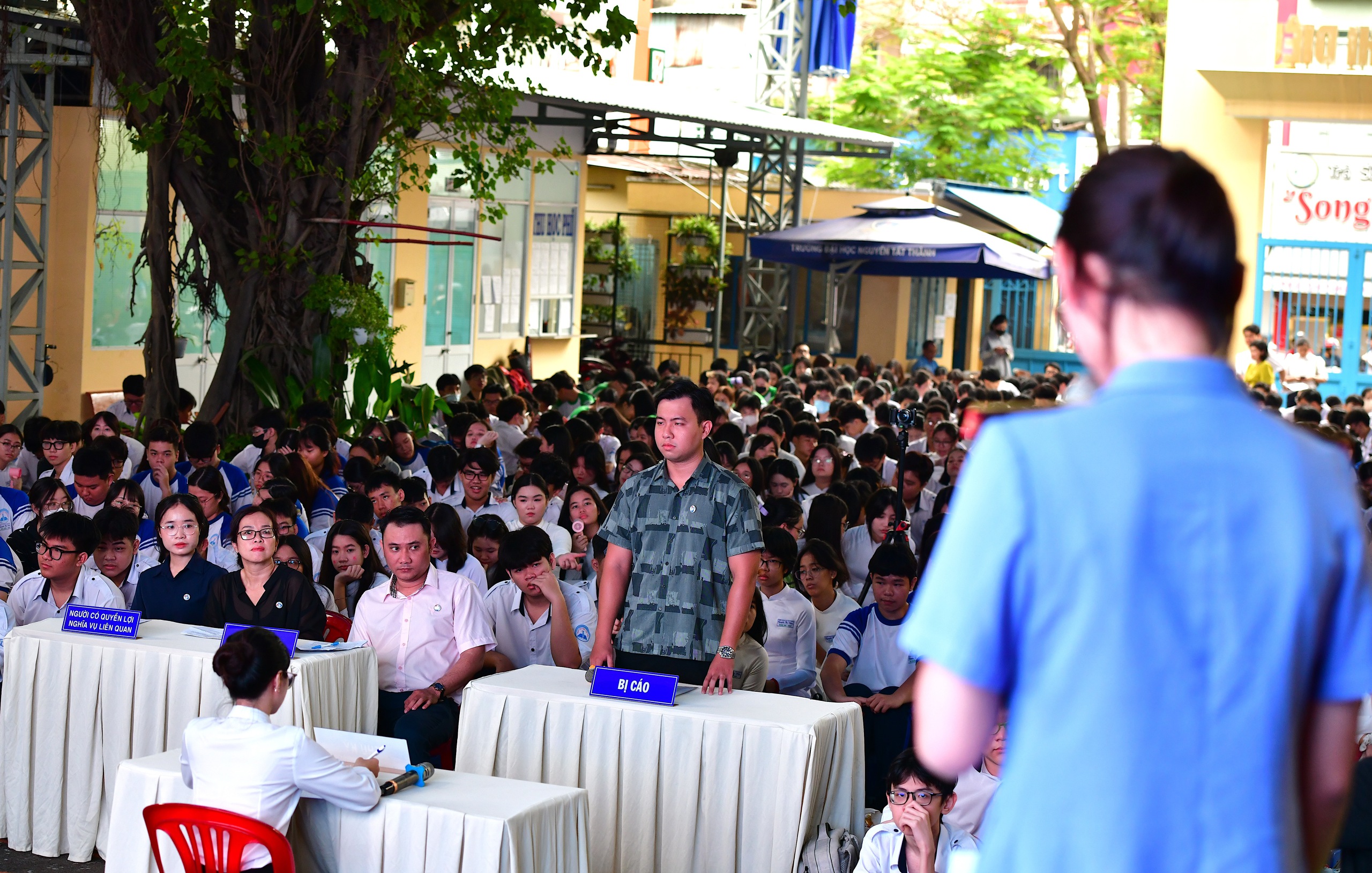 bạo lực học đường - Ảnh 3.