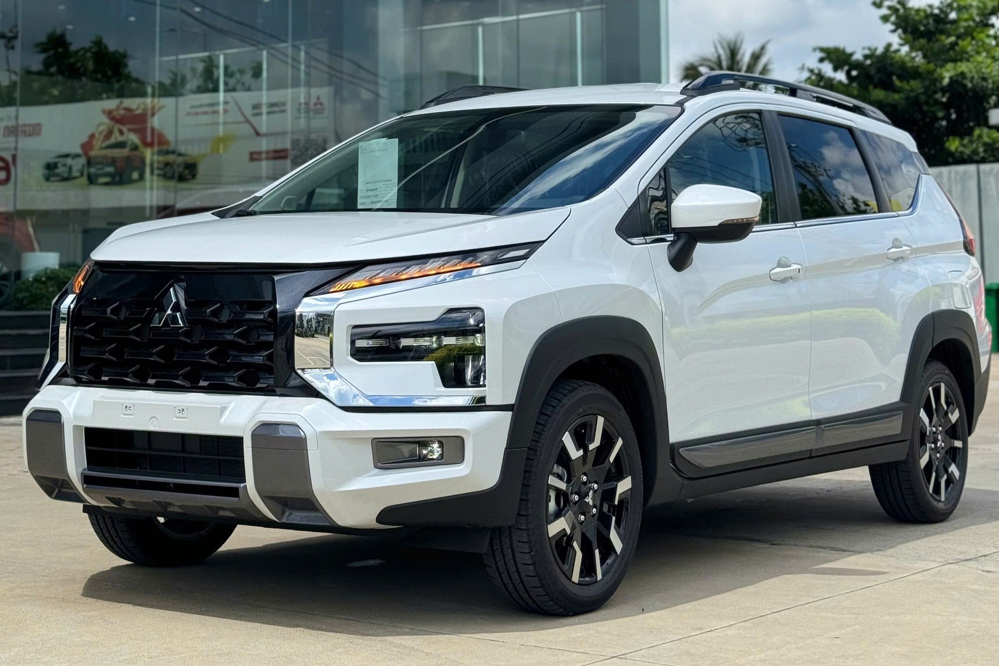 Mitsubishi - Ảnh 5.