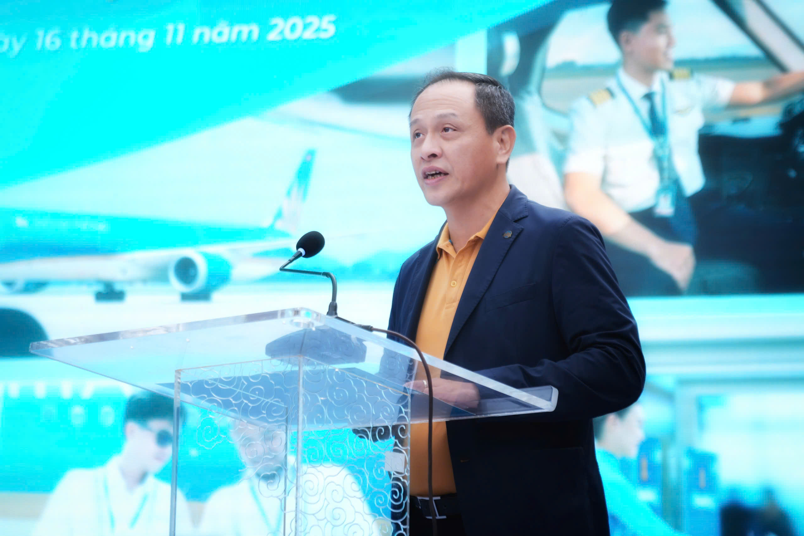 Vietnam Airlines tổ chức thành công Ngày hội việc làm 2025 lần đầu tiên - Ảnh 2.