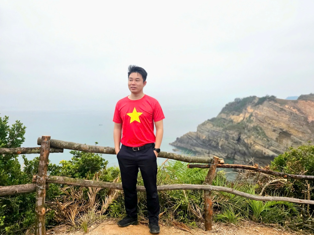 Từng lén lấy 14kg đá cuội ở Cô Tô, khách bất ngờ gửi trả lại sau gần 10 năm - 2