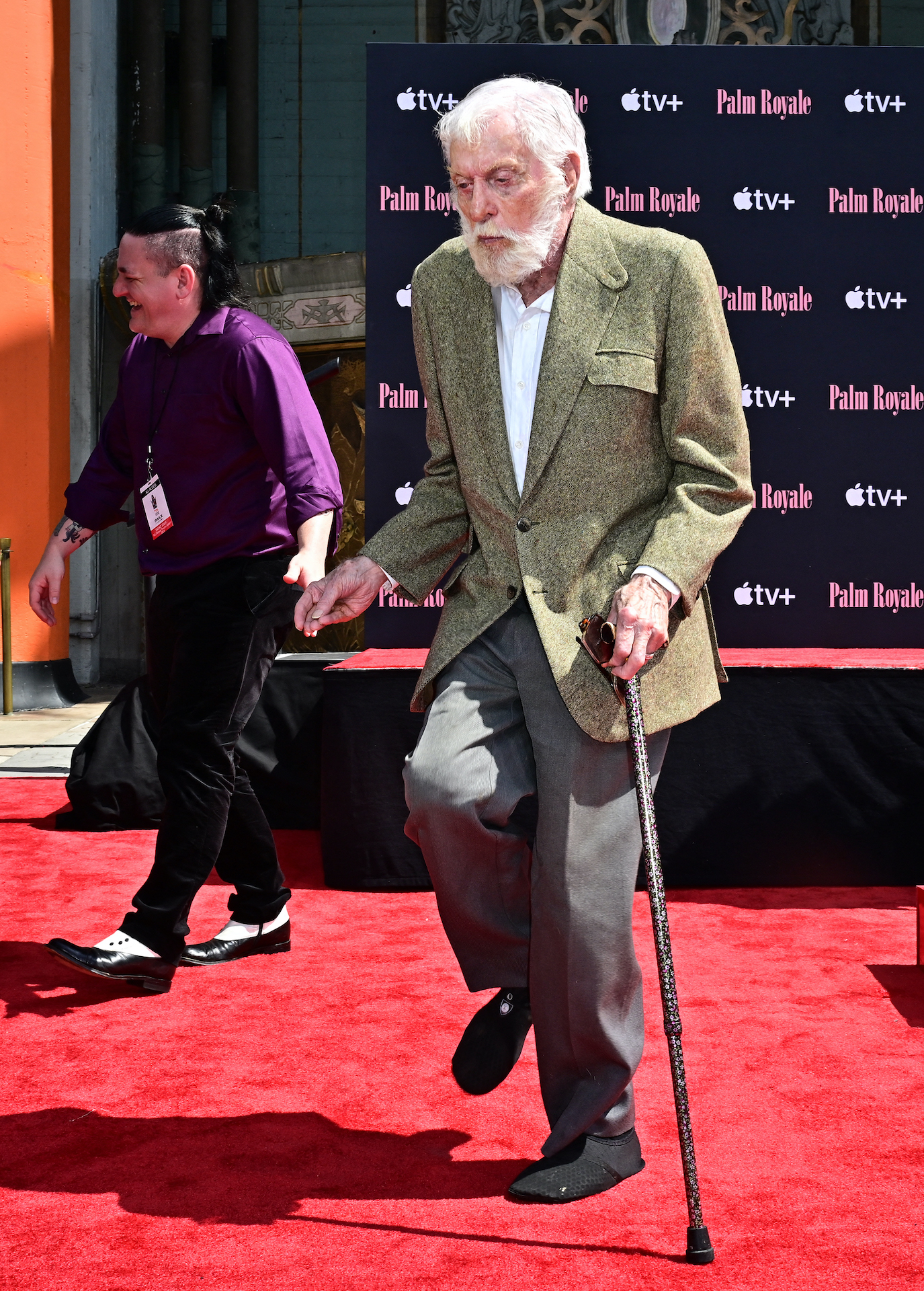 Huyền thoại Dick Van Dyke hé lộ cuộc sống riêng ở tuổi 100

- Ảnh 2.