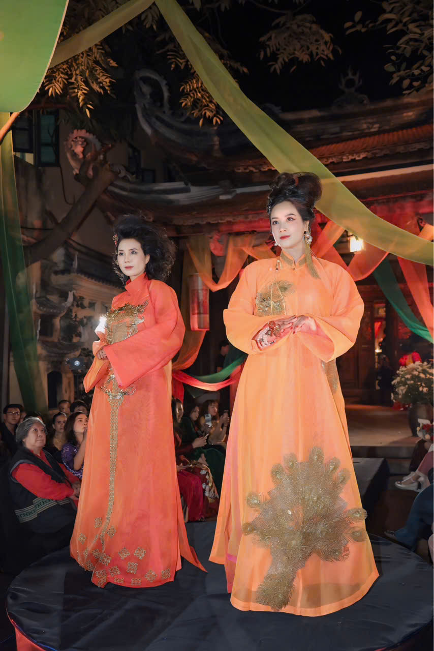 1763396400 79 Hoa hau Bang Giang xuat hien day cam xuc trong