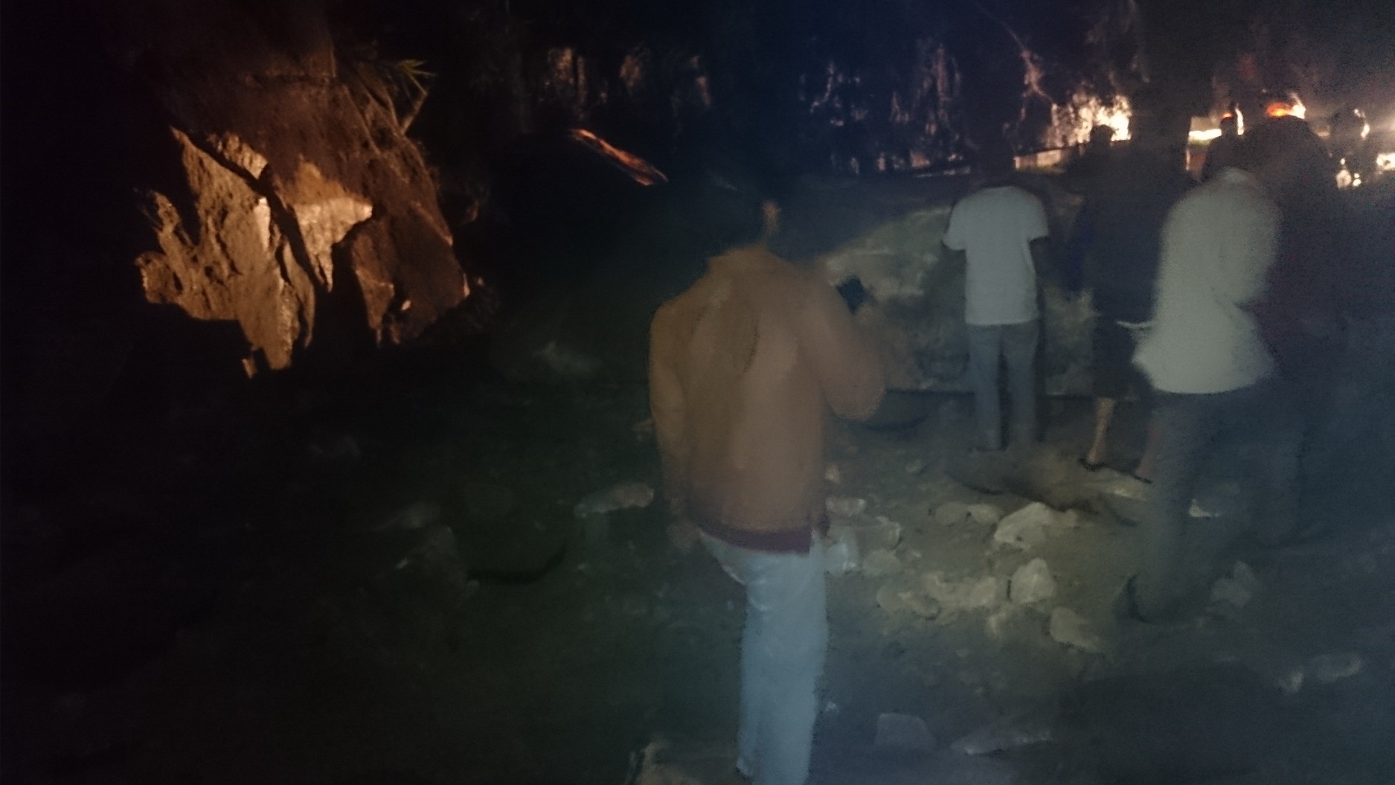 Ám ảnh những vụ sạt lở trên cung đèo Khánh Lê- Ảnh 5.