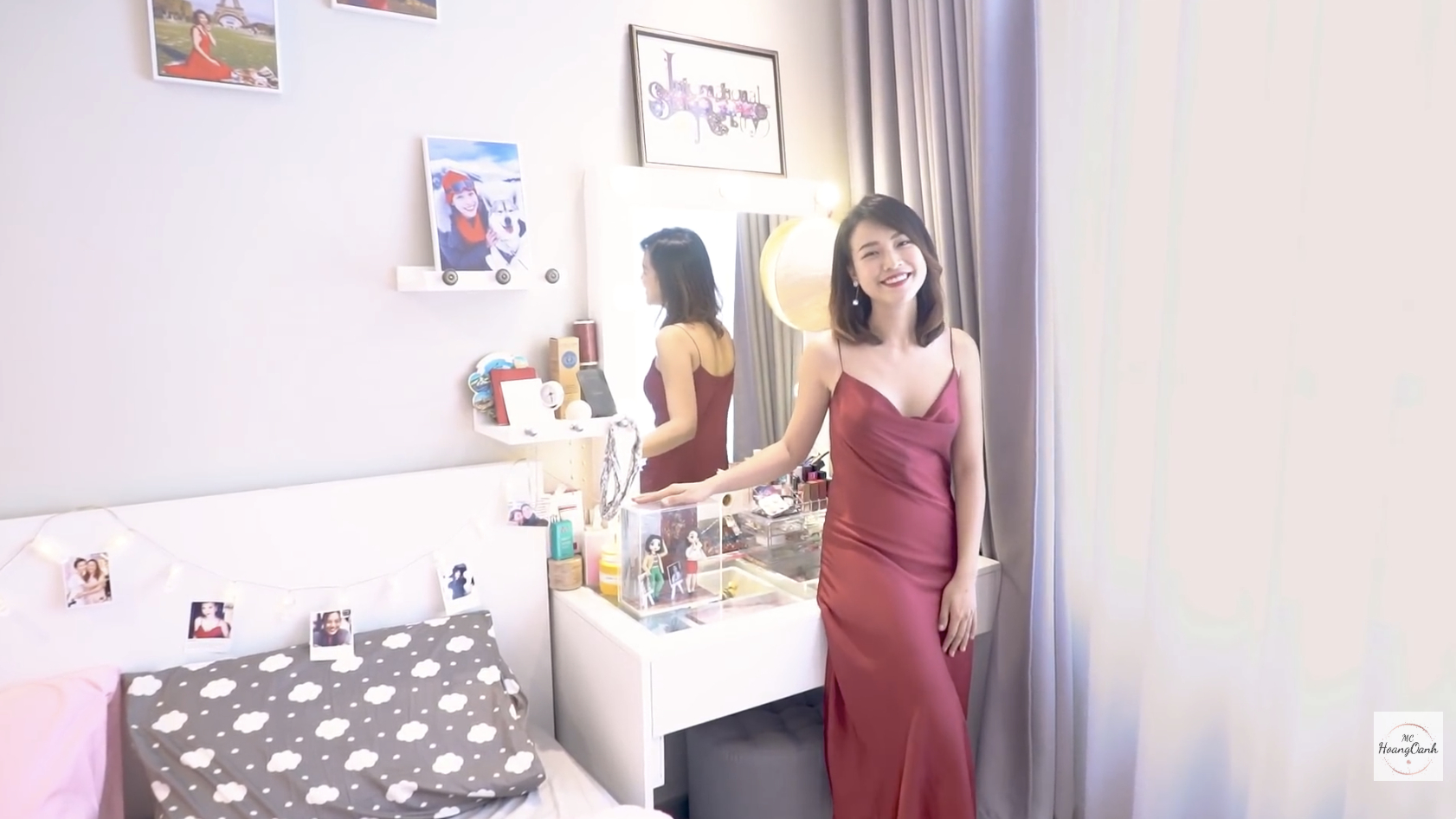 1763406513 128 MC Hoang Oanh song the nay sao