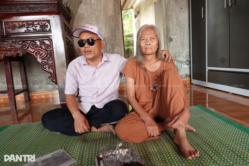 Khốn cảnh bố liệt, mẹ tâm thần, người đàn ông mù lo lắng 3 con thơ dại - 2