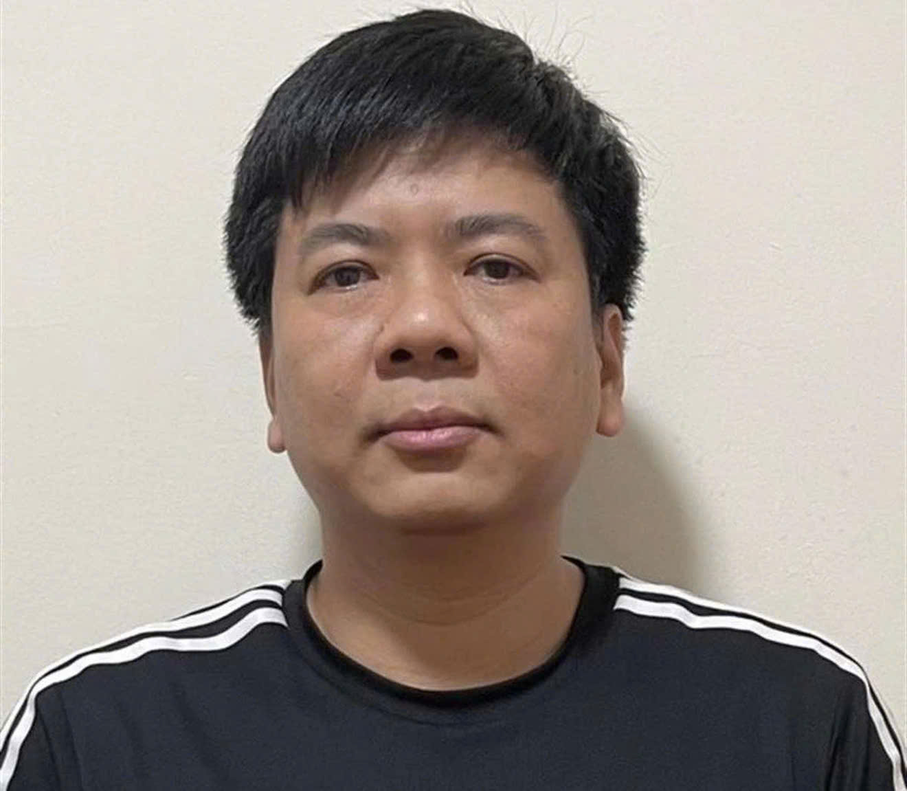 Shark Thủy 'thổi' vốn, bán 'khống' cổ phần ra sao để rút hơn 7.677 tỉ đồng từ túi 10.000 nhà đầu tư? 2 Shark Thủy - Ảnh 2.