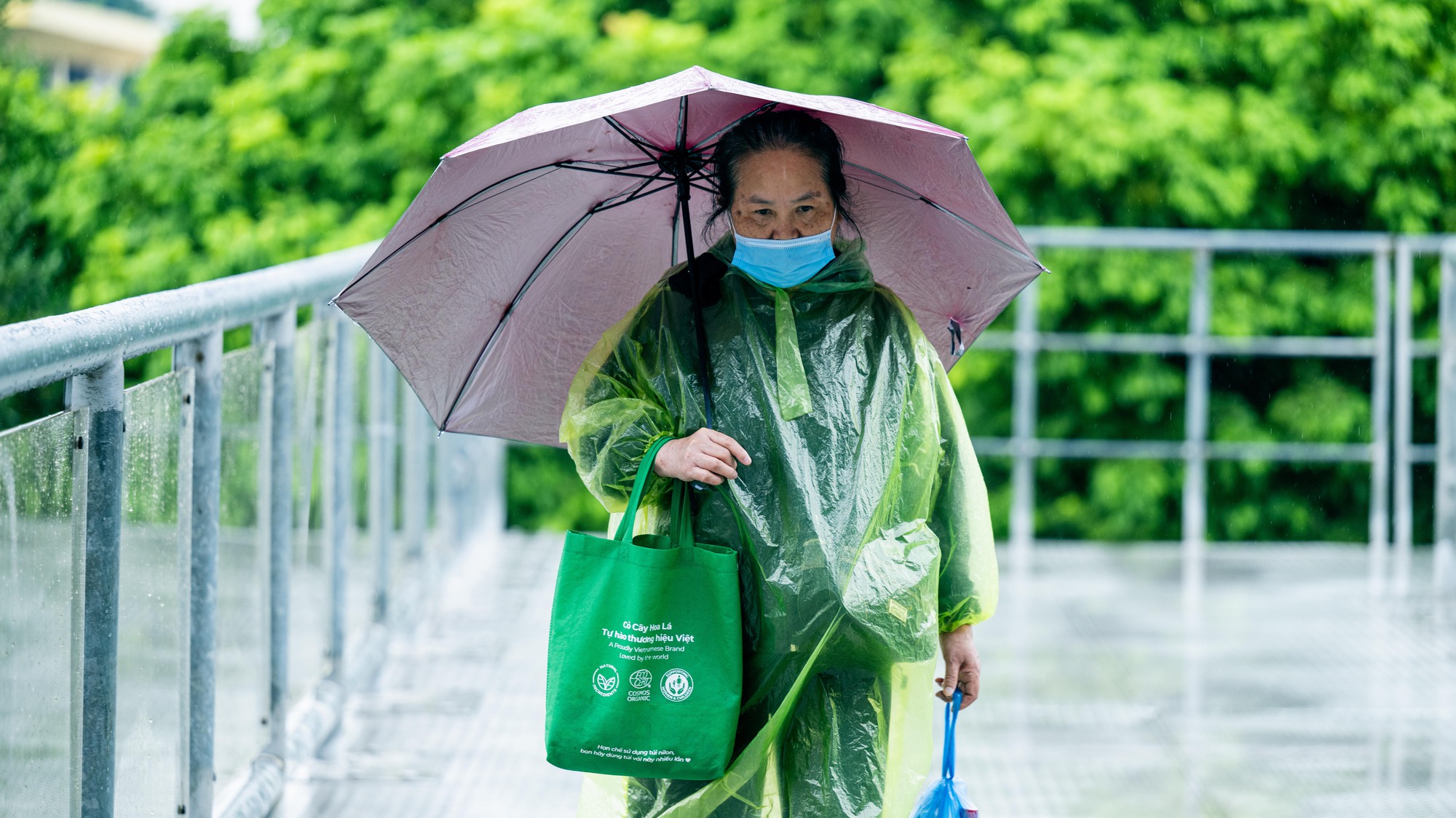 Hà Nội thật khác trong ngày rét nhất từ đầu Đông
- Ảnh 6.