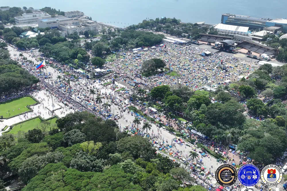 1811 Biểu tình chống tham nhũng liên quan công trình kiểm soát lũ ở Philippines_5.jpg