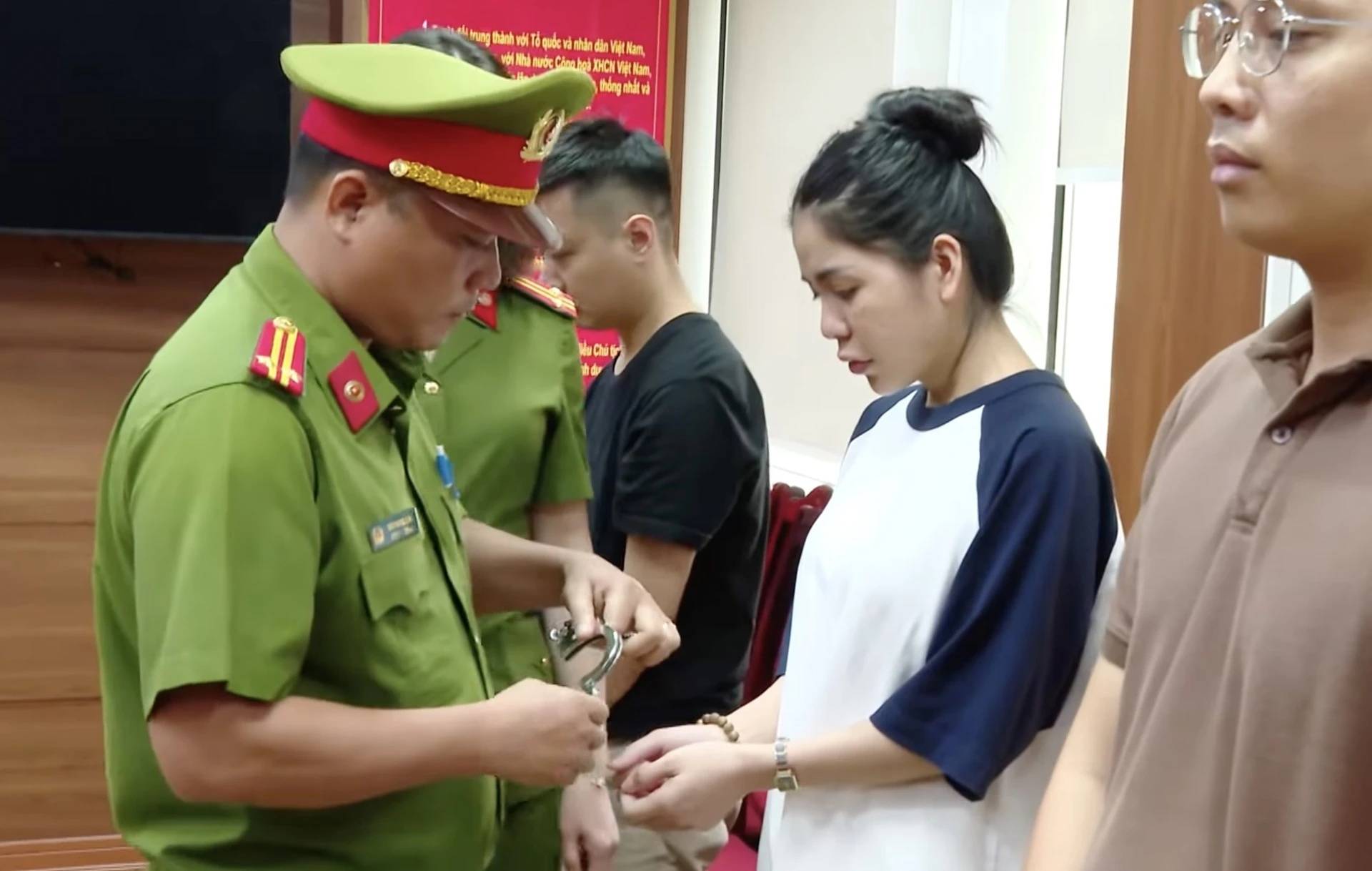 Toàn cảnh bê bối Kẹo Kera trước ngày xét xử: 56.385 khách hàng, 129.617 hộp kẹo và số tiền thu lợi bất chính khủng ra sao?- Ảnh 4.