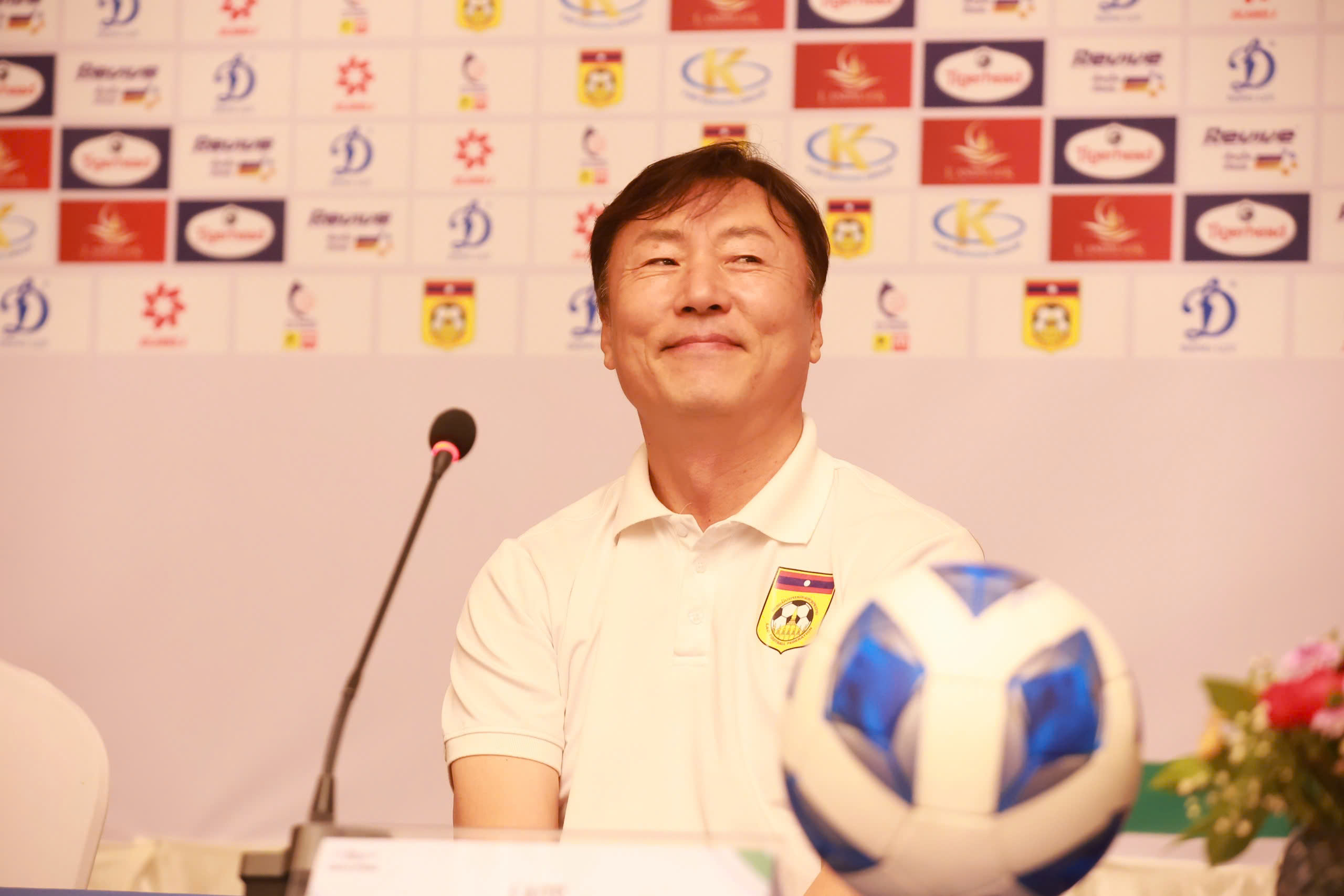 HLV Ha Hyeok-jun không e ngại Xuân Son: ‘Đội tuyển Lào muốn đánh bại Việt Nam và giữ sạch lưới’- Ảnh 2.