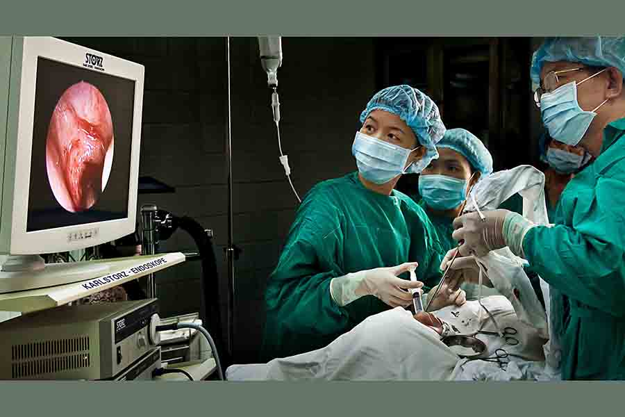 Những khoảnh khắc đẹp của người phụ nữ Việt Nam qua ảnh- Ảnh 2.