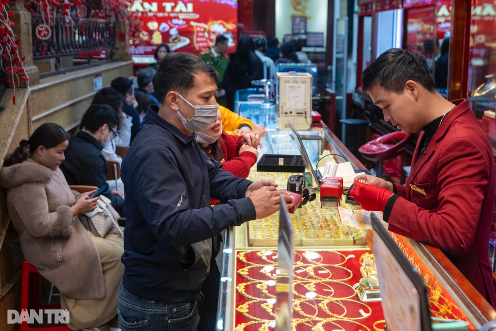 Huy động 500 tấn vàng trong dân: Chuyên gia nói có thể nhưng cần thời gian - 2