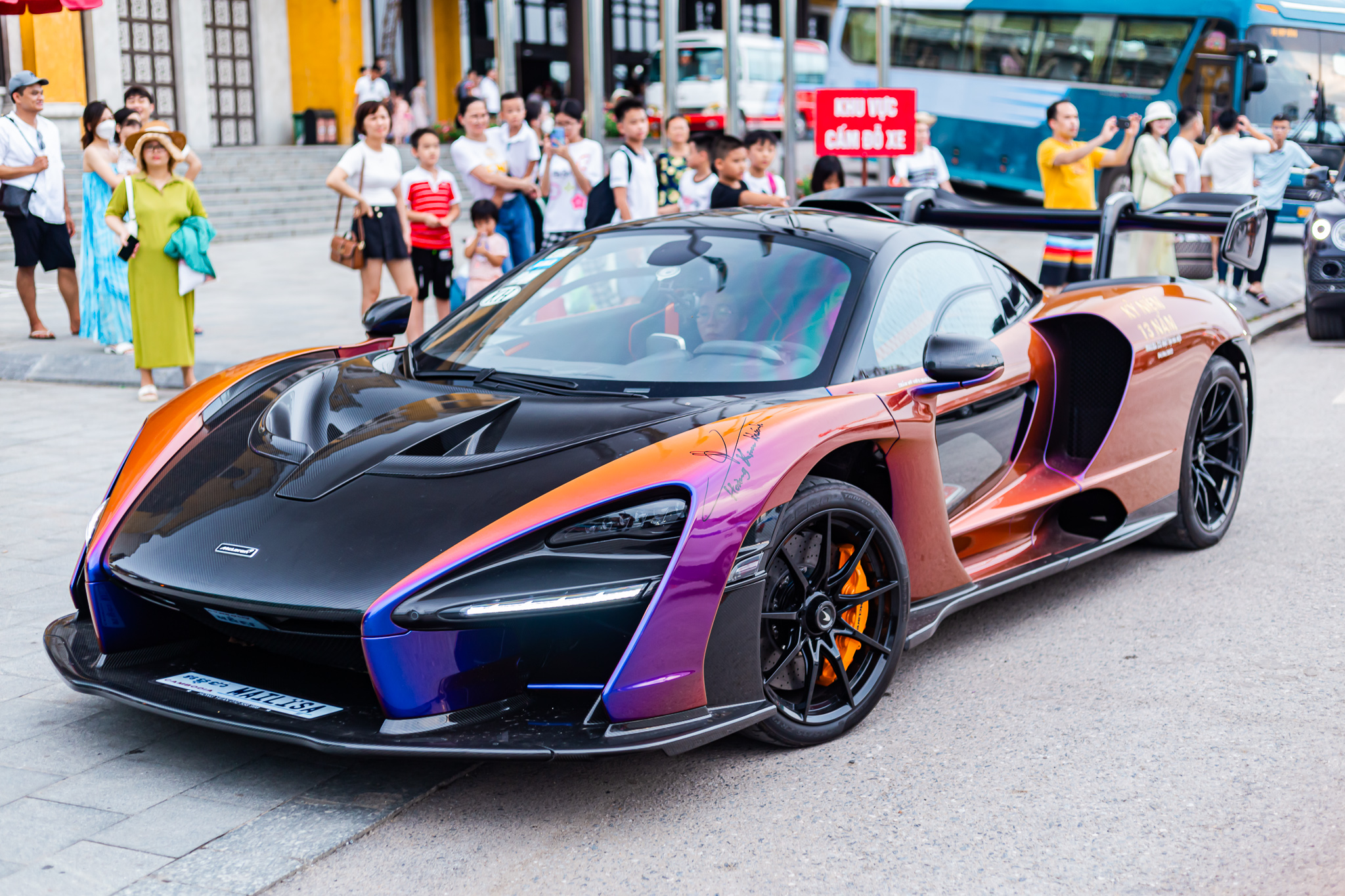 Xe hypercar có gì đặc biệt khiến 'ông chủ' Mailisa chi tiền không tiếc tay? - Ảnh 3.