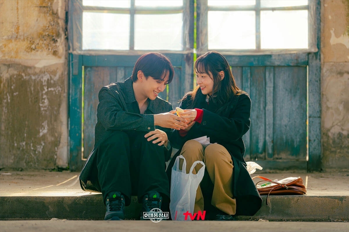 Nghĩ cảnh chia tay phim Hàn này mà buồn nẫu ruột: 1 vạn lời khen cho cặp chính, dẫn đầu cả nước quá xứng đáng- Ảnh 3.