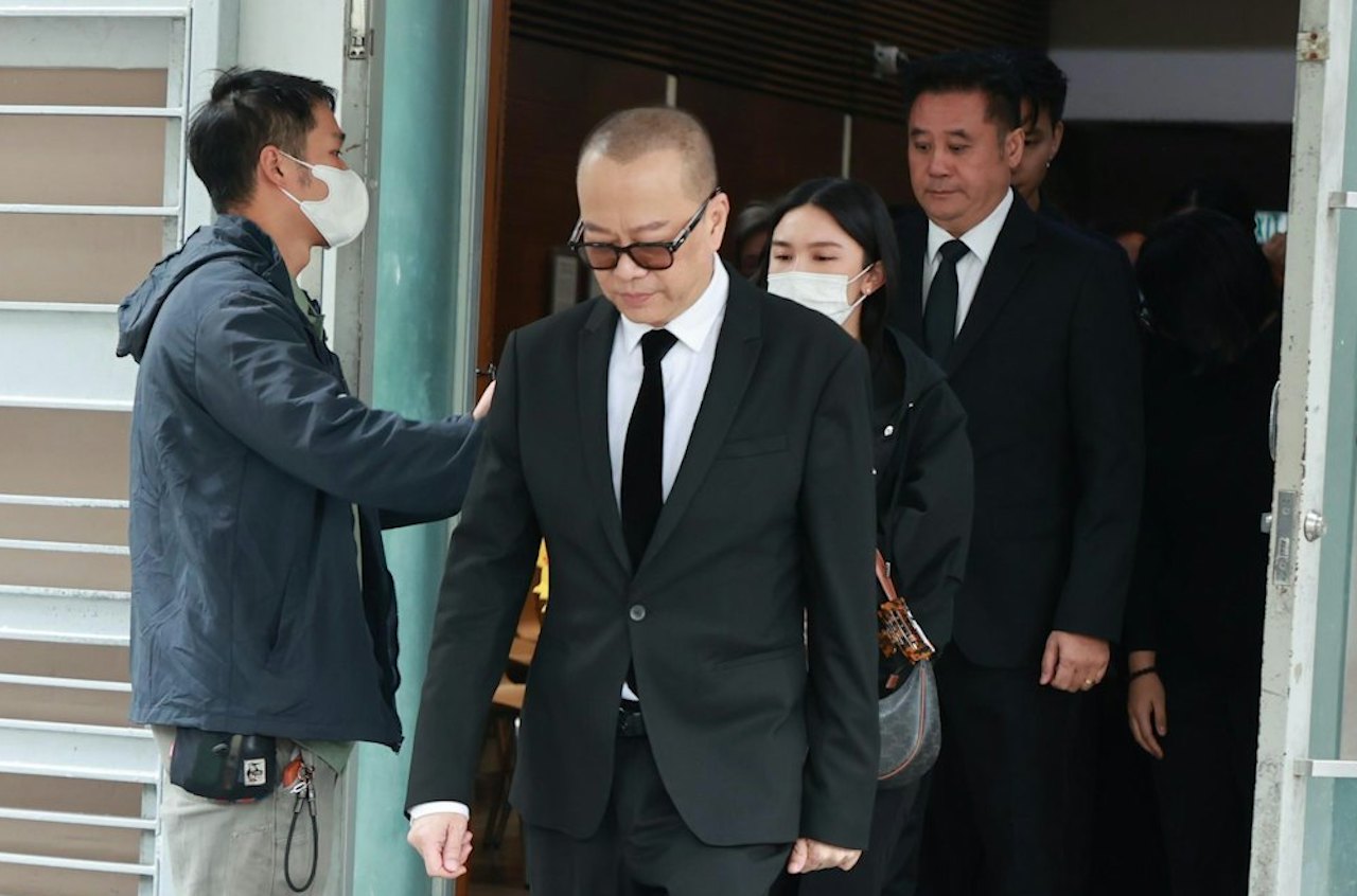 Âu Dương Chấn Hoa, Miêu Kiều Vỹ tiễn đưa 'trùm vai phụ' Hứa Thiệu Hùng- Ảnh 6.