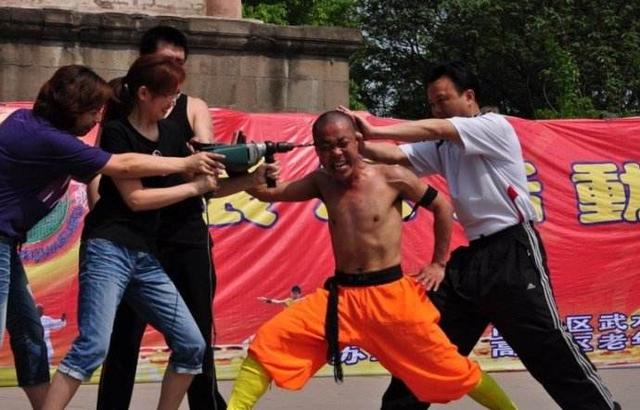 Những 'ngụy võ tăng' khiến Thiếu Lâm Tự mất dần uy tín - Ảnh 2.