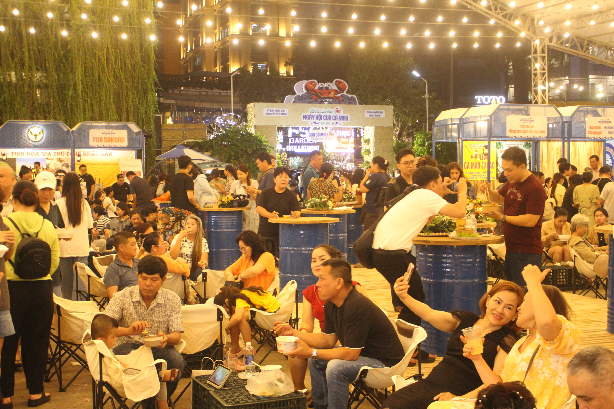 Khai mạc Lễ hội Ẩm thực Ngày hội Cua Cà Mau 2025 tại TP HCM  - Ảnh 6.