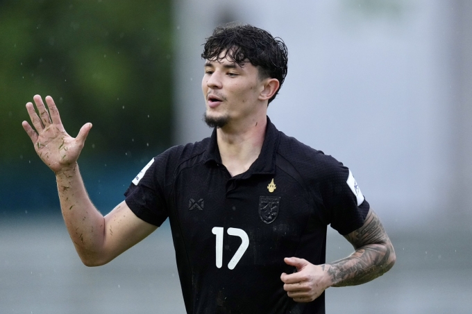 Tiền đạo Thái Lan gốc Anh Jude Soonsup-Bell lập cú đúp trong trận thắng Sri Lanka 4-0. Ảnh: ThailandNT.