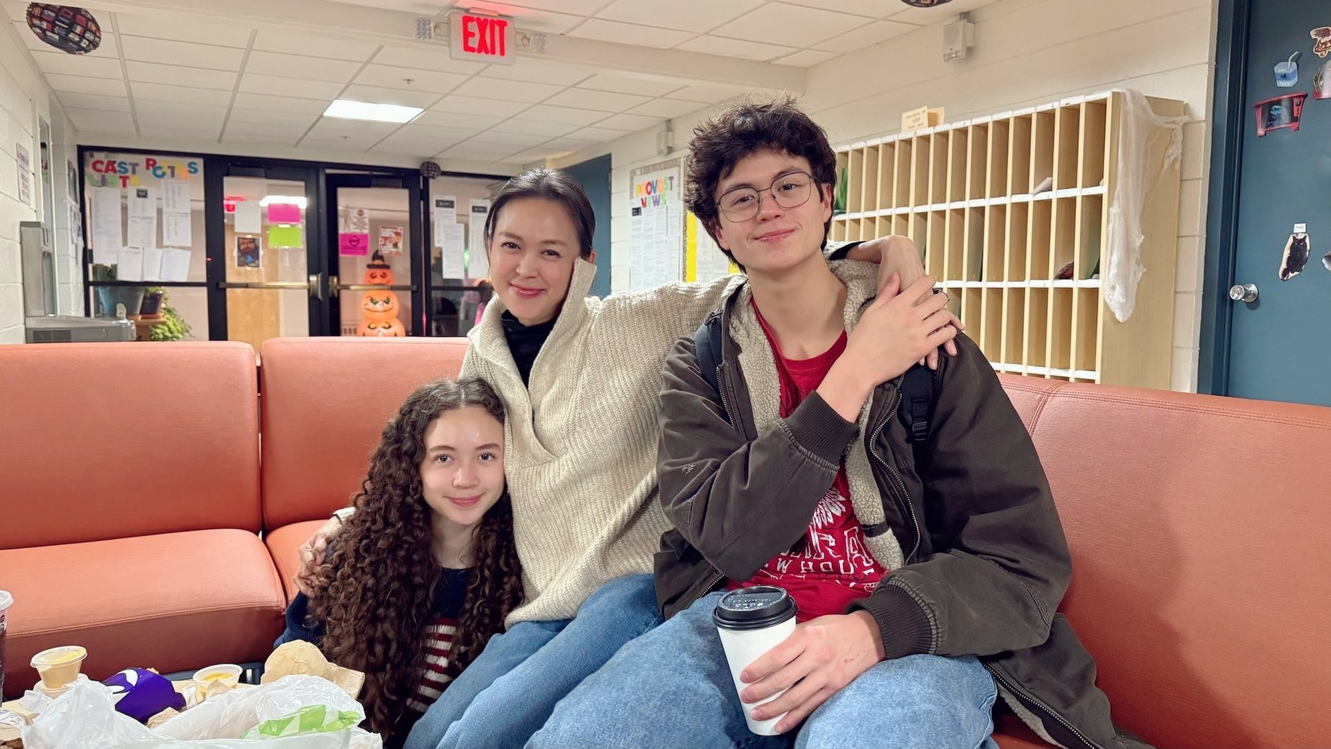 Siêu mẫu Ngọc Nga kể hôn nhân viên mãn bên chồng Tây, 2 con trai cao gần 2m - 8 Siêu mẫu Ngọc Nga kể hôn nhân viên mãn bên chồng Tây, 2 con trai cao gần 2m - 8