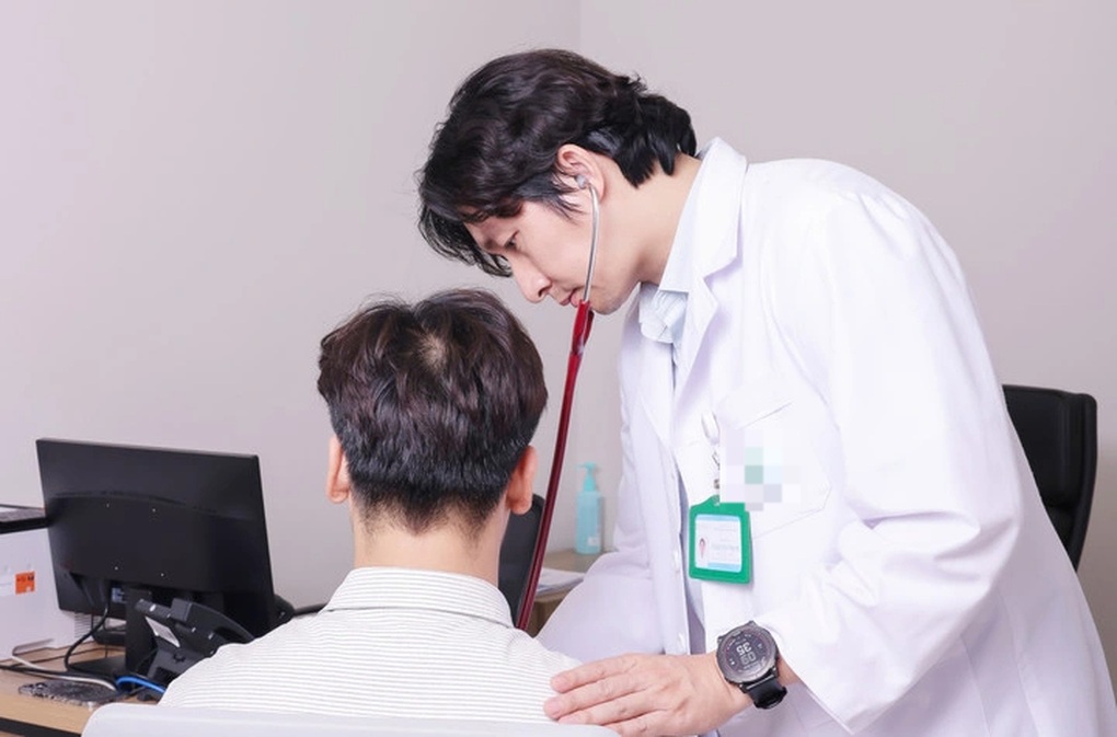 Nhiều người mua thuốc theo đơn Chat GPT: Bác sĩ chỉ điều nguy hiểm nhất - 2