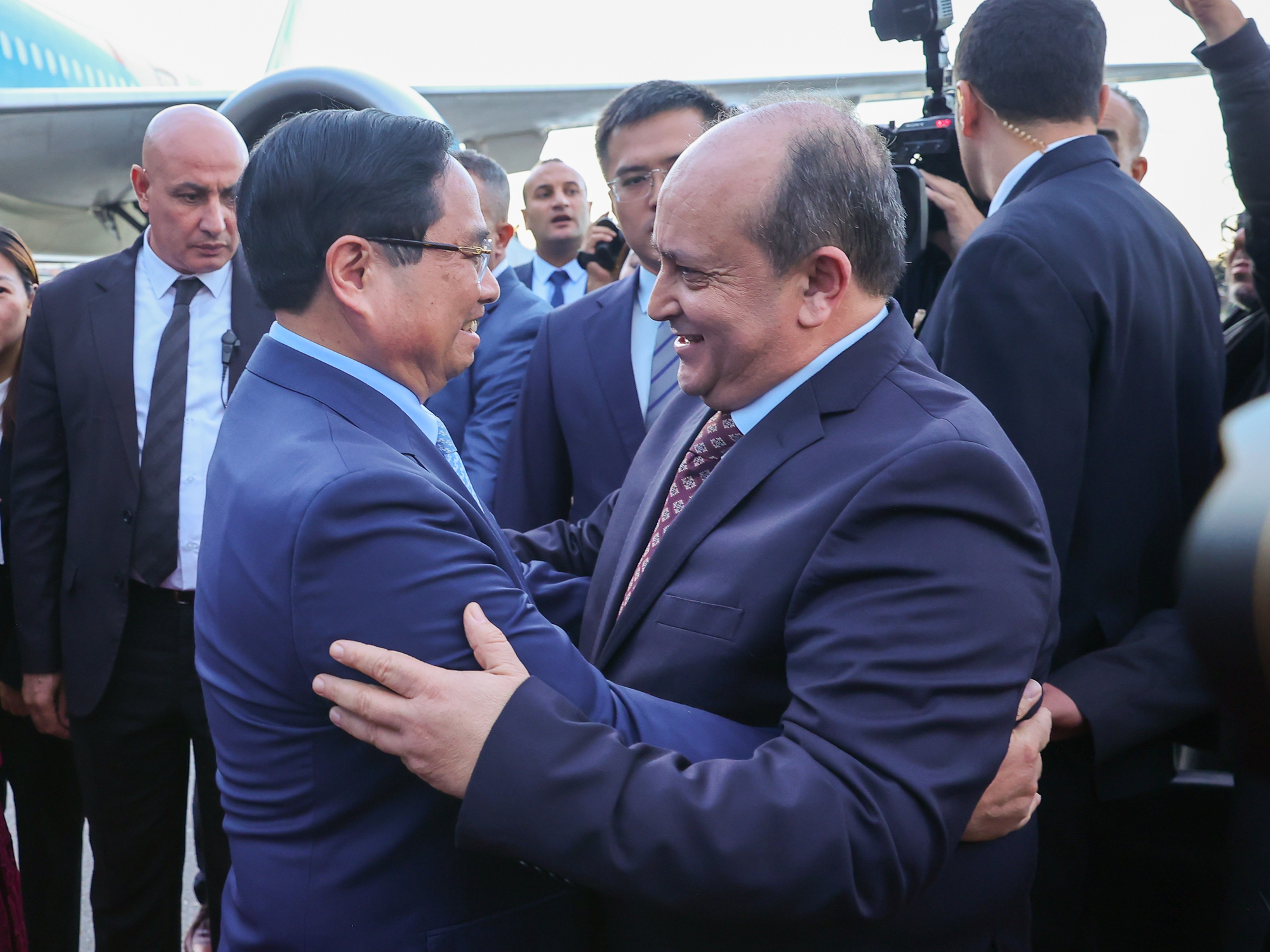 Thủ tướng Phạm Minh Chính và phu nhân bắt đầu thăm chính thức Algeria- Ảnh 2.