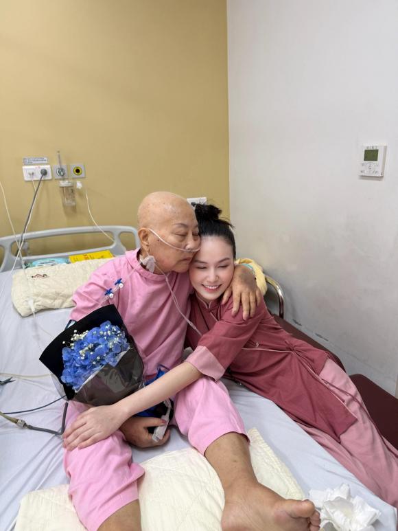 Bà xã tuấn hưng, mẹ tuấn hưng qua đời