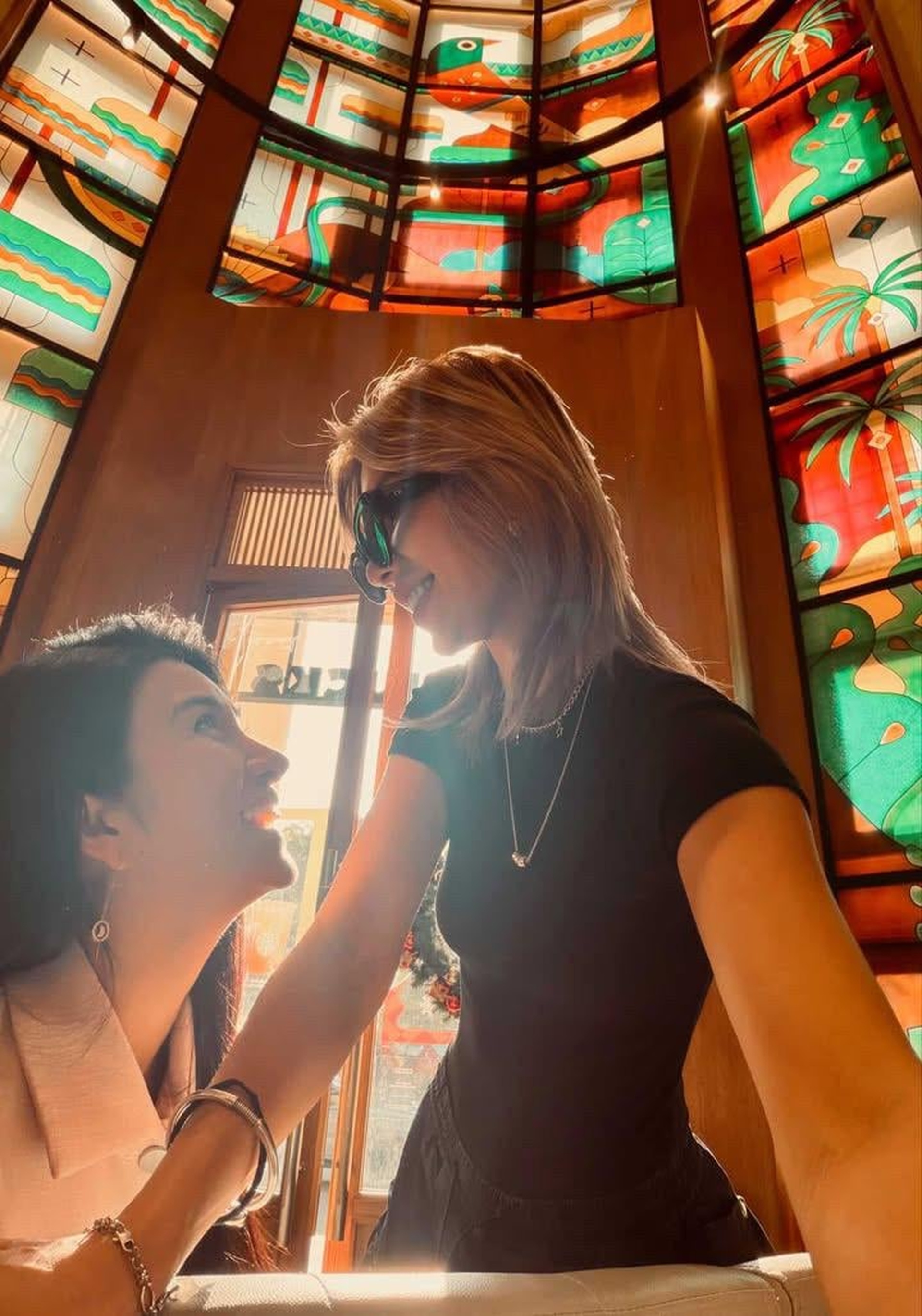 NSƯT Kim Tuyến: Mẹ đơn thân gợi cảm, nghi vấn hẹn hò chị đẹp kém 8 tuổi - 2 NSƯT Kim Tuyến: Mẹ đơn thân gợi cảm, nghi vấn hẹn hò chị đẹp kém 8 tuổi - 2