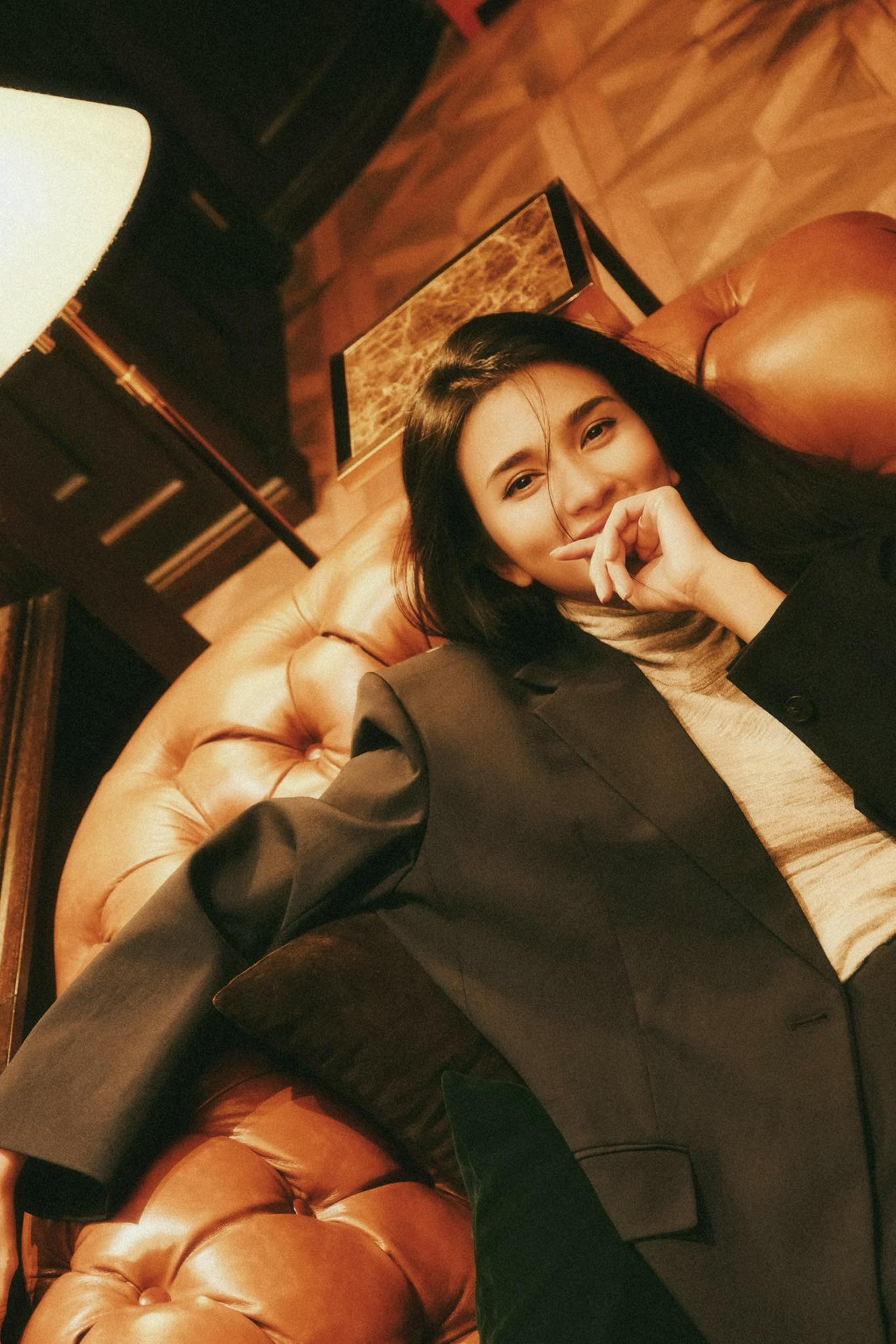 NSƯT Kim Tuyến: Mẹ đơn thân gợi cảm, nghi vấn hẹn hò chị đẹp kém 8 tuổi - 3 NSƯT Kim Tuyến: Mẹ đơn thân gợi cảm, nghi vấn hẹn hò chị đẹp kém 8 tuổi - 3