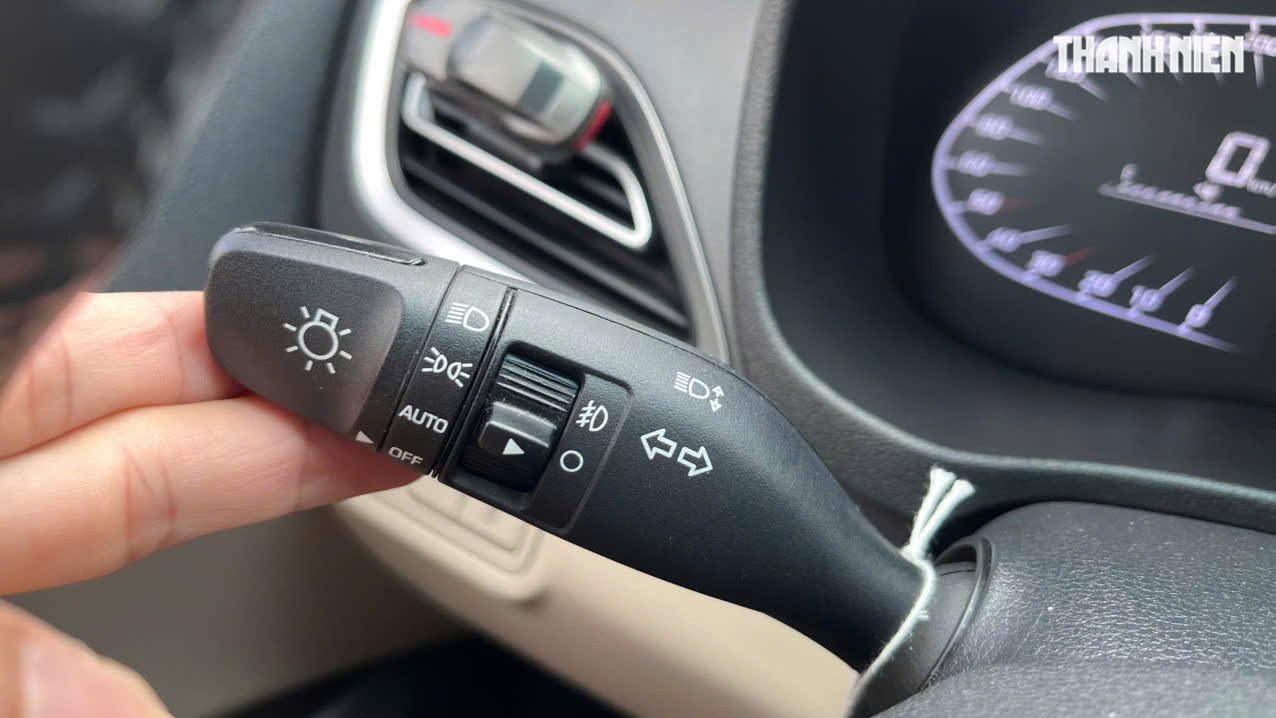 4 nút chức năng người lái không nên nhấn khi ô tô đang vận hành - Ảnh 5.