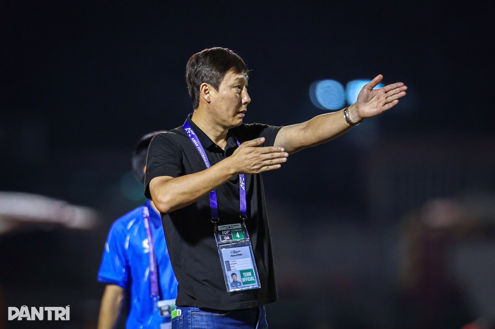 HLV Hoàng Anh Tuấn: U22 Việt Nam đừng đề cao trận thắng U22 Trung Quốc - 3